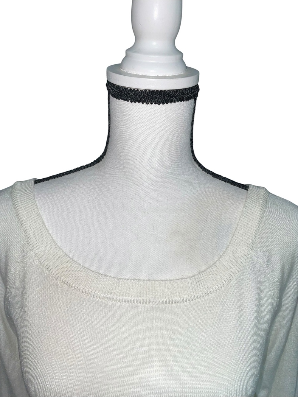 Crossed Back Sweater - Picture 4 of 7
